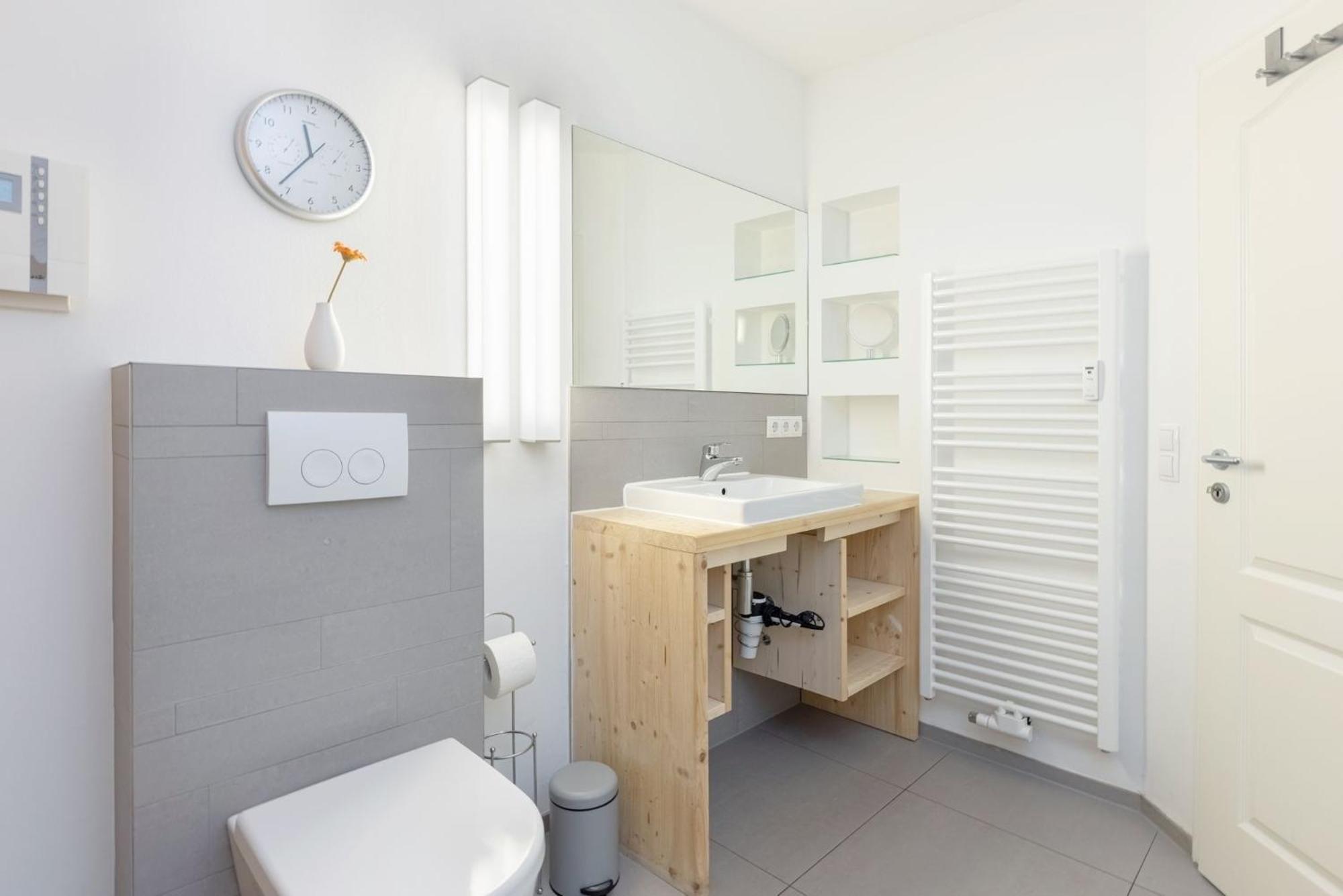 First Floor Apartment ฮัฟฟ์ครูก ภายนอก รูปภาพ